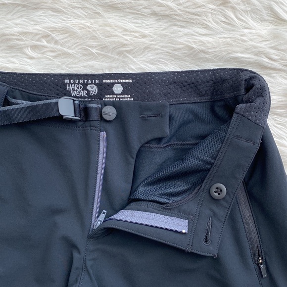 Mountain Hardwear | Black Belted Hiking Pants - Picture 4 of 12